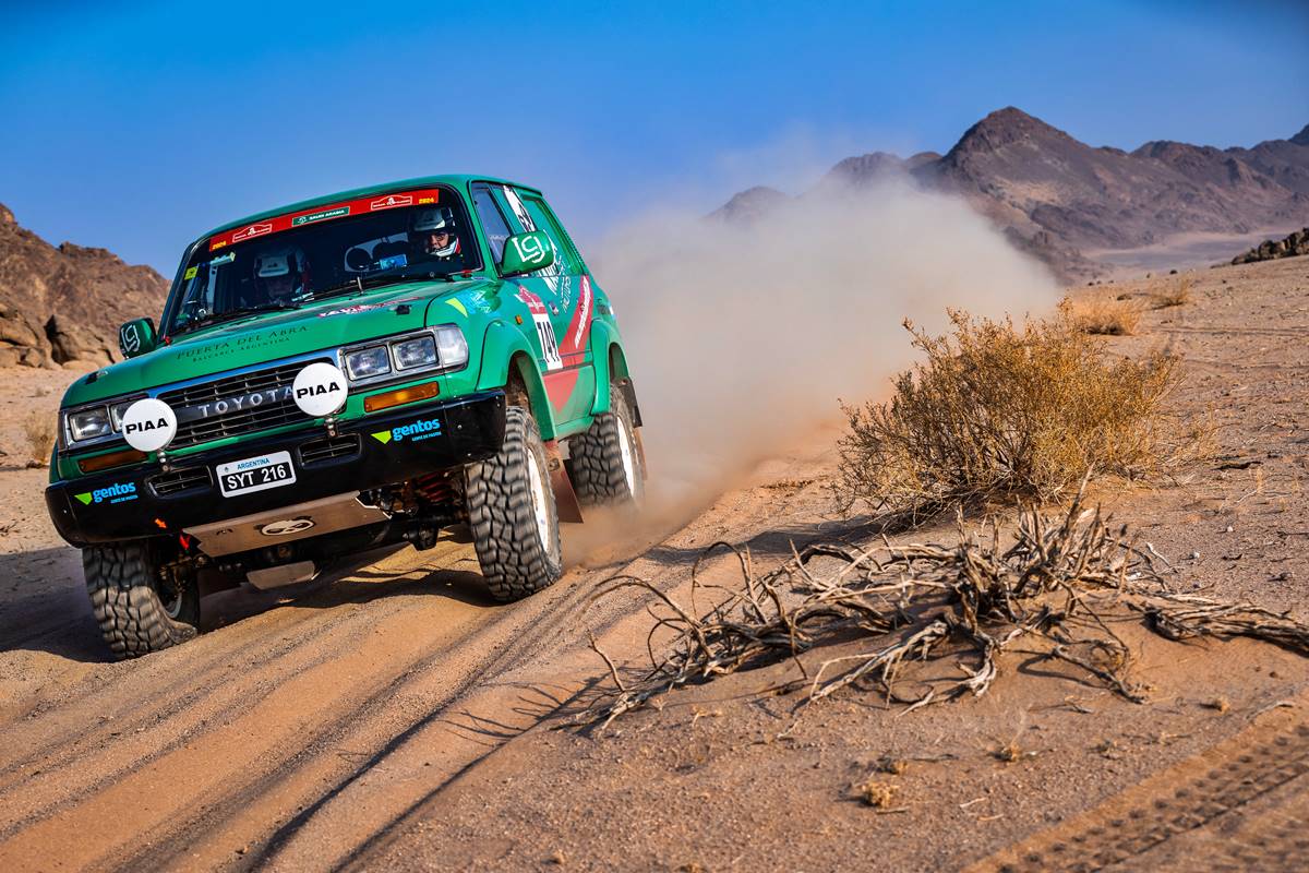 Rally Dakar 2024: ¿Quién es el millonario argentino que está corriendo la mítica prueba?