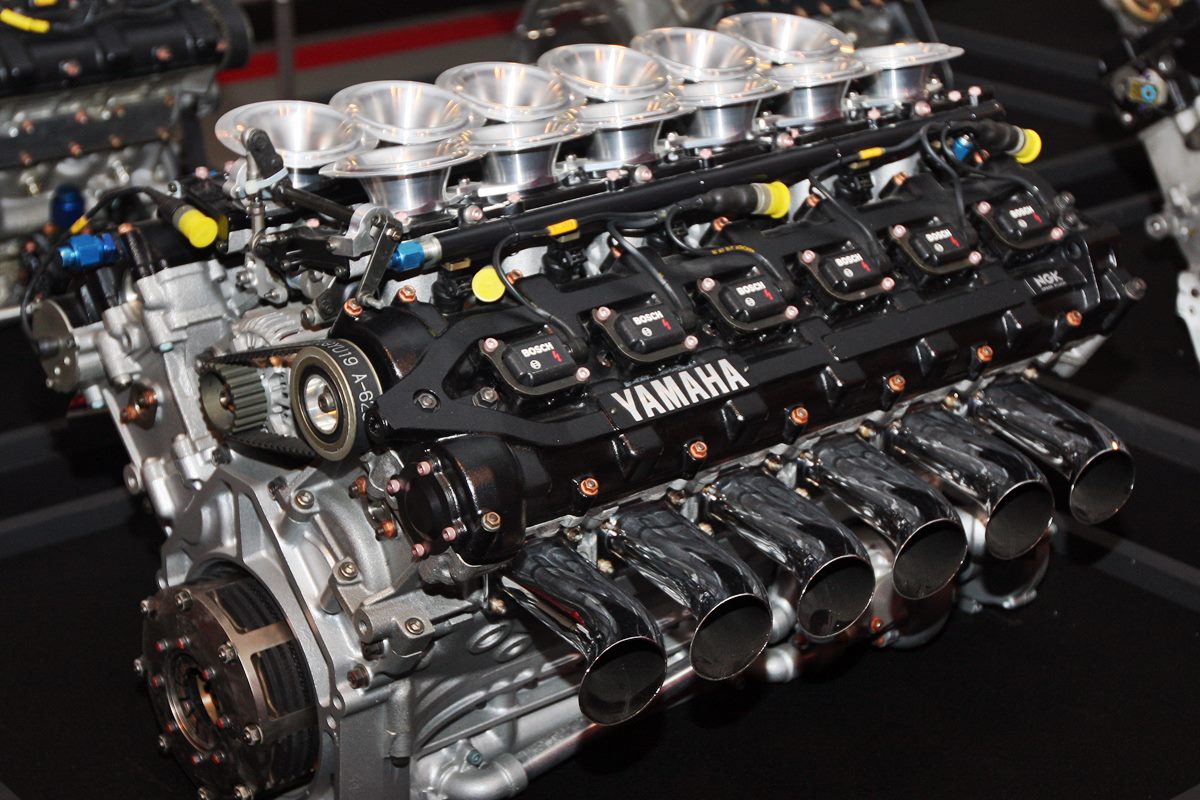 El paso efímero de Yamaha por la Fórmula 1: Un viaje plagado de errores y fracasos